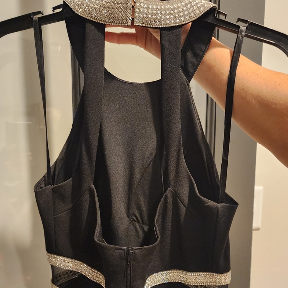 Formal dress , size 1 - Picture 2 of 4